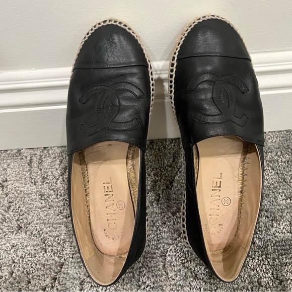 Chanel Black Espadrille Flats - Picture 1 of 5